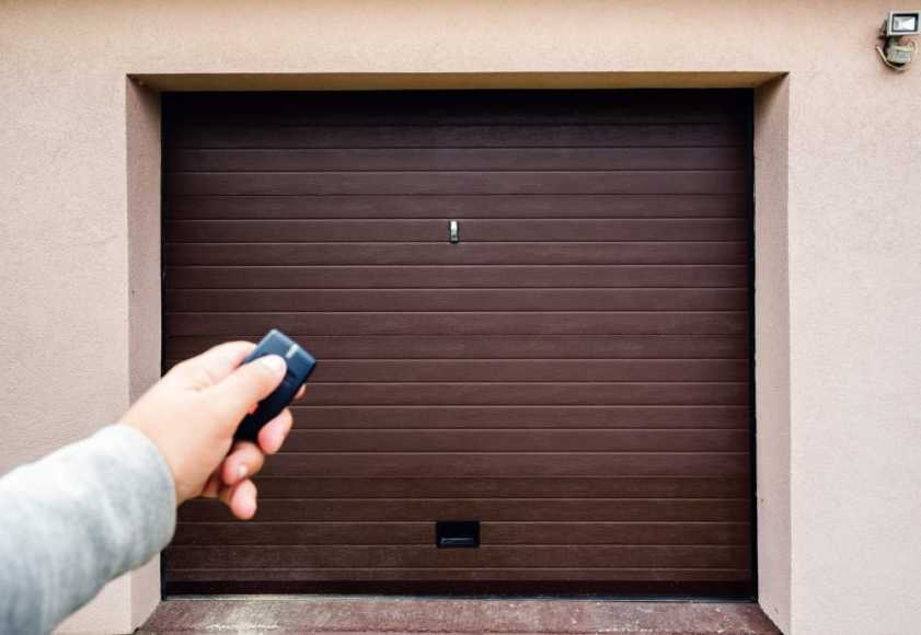 Image Combien coûte la motorisation d'un rideau métallique