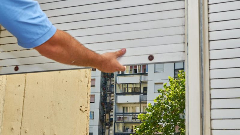 dépannage de rideau métallique coincé à Houilles