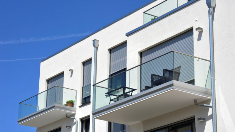 pourquoi installer un rideau metallique