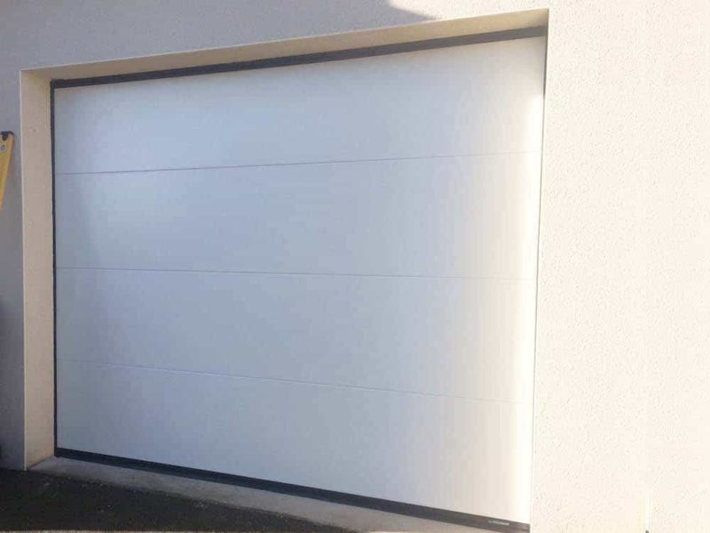 changement-porte-de-garage basculante