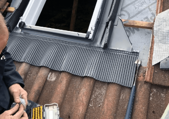 Comment changer les lames d'un volet roulant velux ?