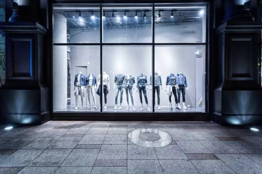 Image Pourquoi et comment garder propre la devanture d’une boutique ?