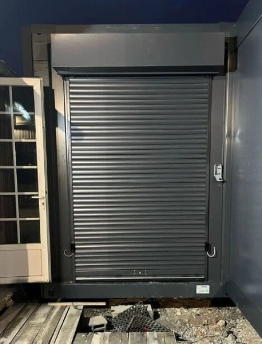 Dépannage rideau métallique dans le Cachan