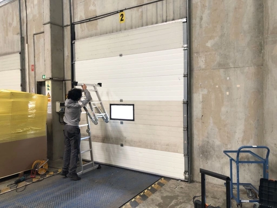 Dépannage porte sectionnelle à Bobigny